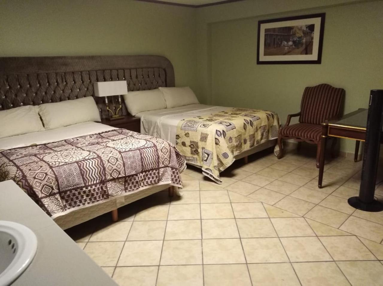 Hotel Cortes *